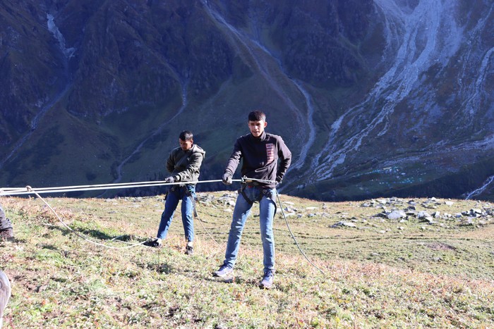 ALL INDIA SAINIK SCHOOLS, MOUNTAINEERING EXPEDITION TO SHITIDHAR PEAK (17348 FEET) IN MANALI REGION