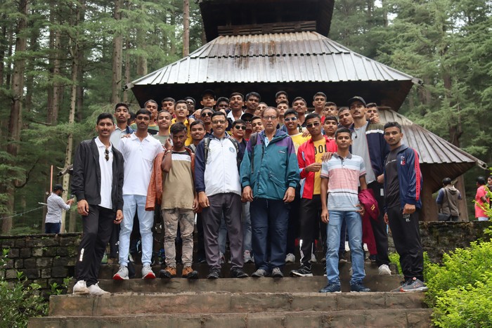 ALL INDIA SAINIK SCHOOLS, MOUNTAINEERING EXPEDITION TO SHITIDHAR PEAK (17348 FEET) IN MANALI REGION