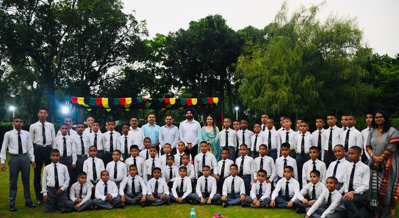 NEW CADETS WELCOME – VI & IX