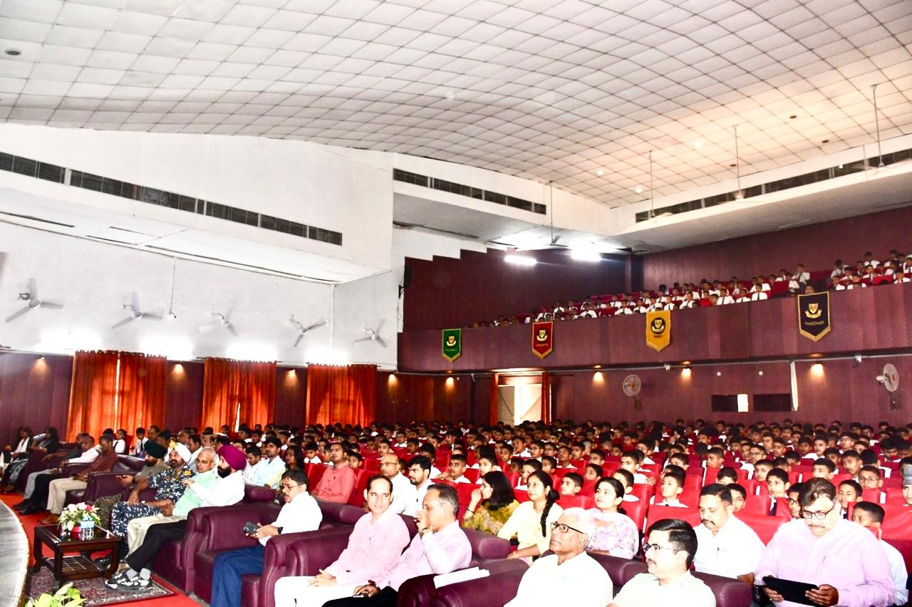 Motivational address by Capt (IN) Davinder Singh Gahlot (Retd)