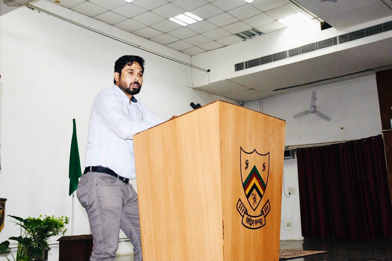 LECTURE ON HEALTH AND HYGIENE
